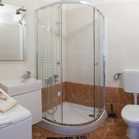 Apartment Adela
